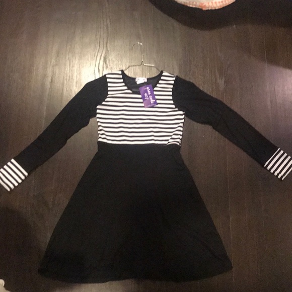 Black and white dress - Picture 1 of 1